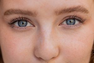 How to Make Nose Smaller natural